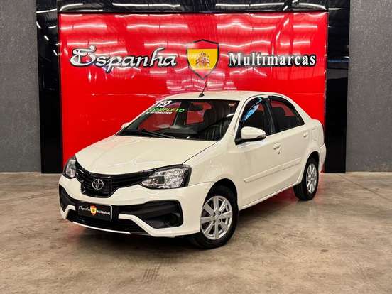 TOYOTA-ETIOS-2018