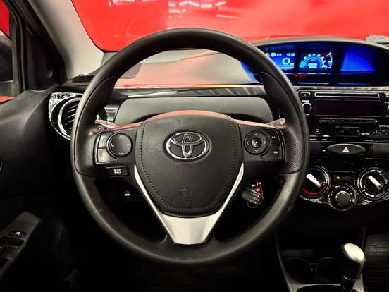 TOYOTA-ETIOS-1.5 X PLUS 16V FLEX 4P AUTOMÁTICO TOYOTA-ETIOS-2018