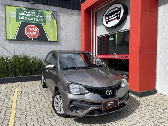 TOYOTA ETIOS 1.5 X PLUS SEDAN 16V FLEX 4P AUTOMÁTICO