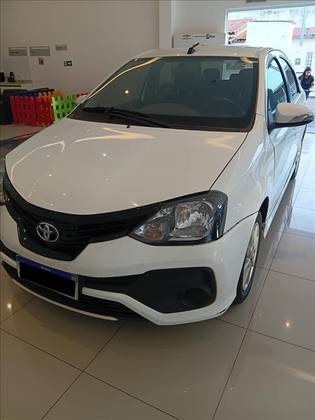 TOYOTA ETIOS 1.5 X SEDAN 16V FLEX 4P AUTOMÁTICO