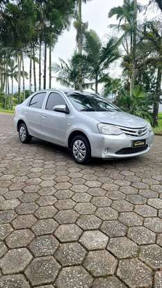 TOYOTA-ETIOS-2016
