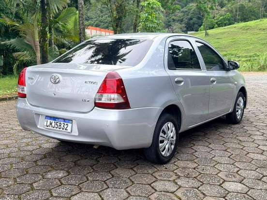 TOYOTA-ETIOS-1.5 X SEDAN 16V FLEX 4P MANUAL TOYOTA-ETIOS-2016