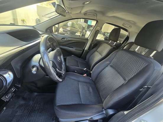 TOYOTA-ETIOS-2016