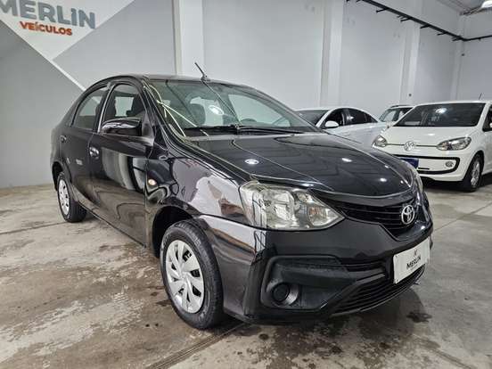TOYOTA-ETIOS-2018