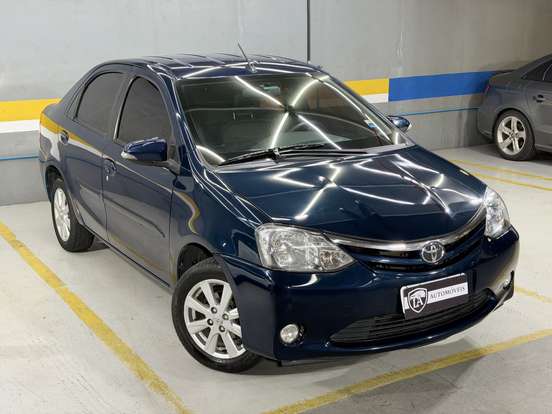 TOYOTA-ETIOS-2016