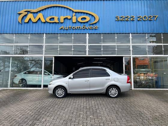 TOYOTA ETIOS 1.5 XLS SEDAN 16V FLEX 4P MANUAL