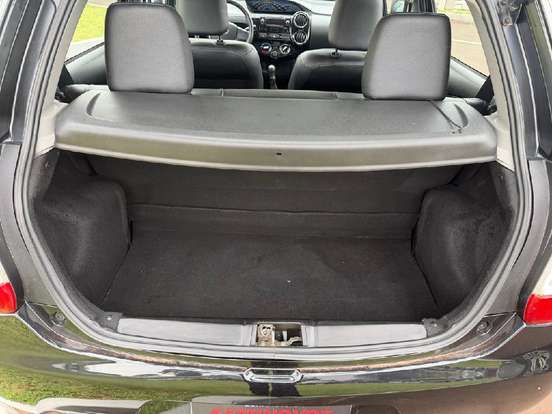 TOYOTA-ETIOS-1.5 XS 16V FLEX 4P MANUAL TOYOTA-ETIOS-2015