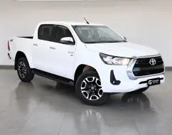 TOYOTA HILUX 2.7 VVT-i FLEX CD SRV 4X2 AUTOMÁTICO TOYOTA HILUX 2.7 VVT-i FLEX CD SRV 4X2 AUTOMÁTICO