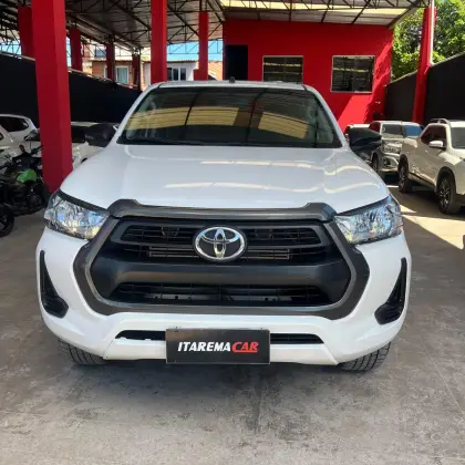 TOYOTA HILUX 2.8 D-4D TURBO DIESEL CD POWER PACK 4X4 MANUAL