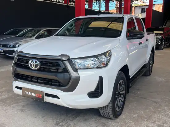 TOYOTA-HILUX-2.8 D-4D TURBO DIESEL CD POWER PACK 4X4 MANUAL TOYOTA-HILUX-2023