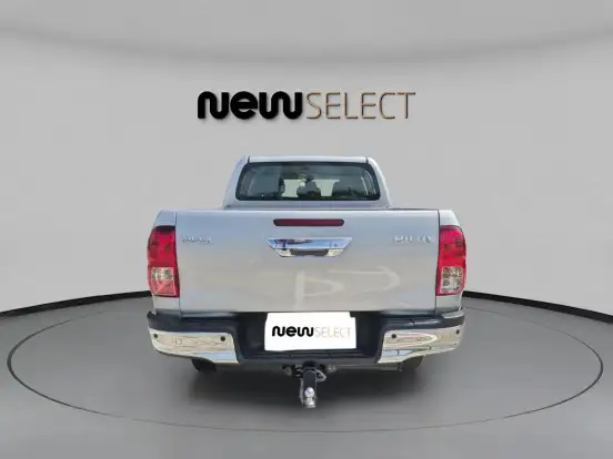 TOYOTA-HILUX-2024
