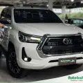 TOYOTA HILUX 2.8 D-4D TURBO DIESEL CD SRX 4X4 AUTOMÁTICO TOYOTA HILUX 2.8 D-4D TURBO DIESEL CD SRX 4X4 AUTOMÁTICO