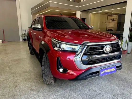 TOYOTA-HILUX-2.8 D-4D TURBO DIESEL CD SRX 4X4 AUTOMÁTICO TOYOTA-HILUX-2022