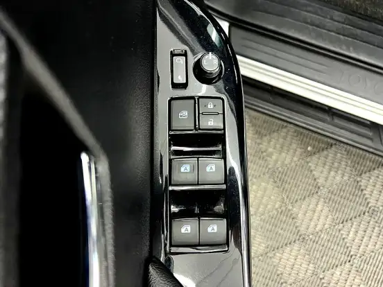 TOYOTA-HILUX-2024