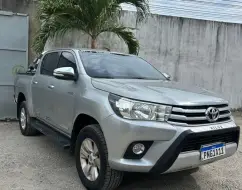 TOYOTA HILUX 2.8 SR 4X4 CD 16V DIESEL 4P AUTOMÁTICO TOYOTA HILUX 2.8 SR 4X4 CD 16V DIESEL 4P AUTOMÁTICO
