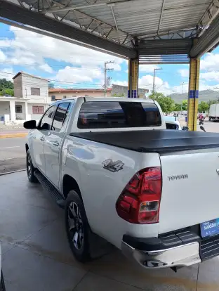 TOYOTA-HILUX-2020