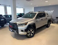 TOYOTA HILUX 2.8 SRX 4X4 CD 16V DIESEL 4P AUTOMÁTICO TOYOTA HILUX 2.8 SRX 4X4 CD 16V DIESEL 4P AUTOMÁTICO