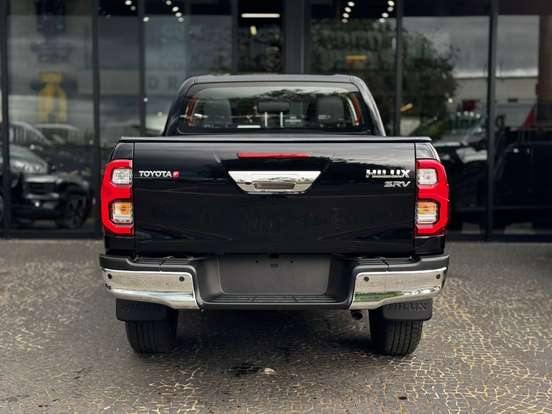 TOYOTA-HILUX-2026