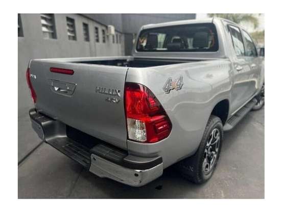 TOYOTA-HILUX-2026