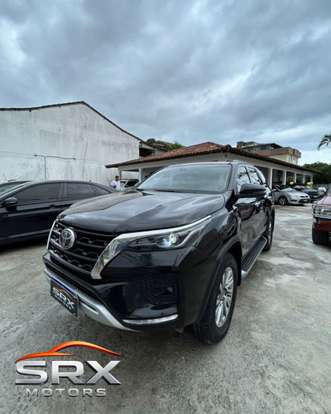 TOYOTA-HILUX-2021