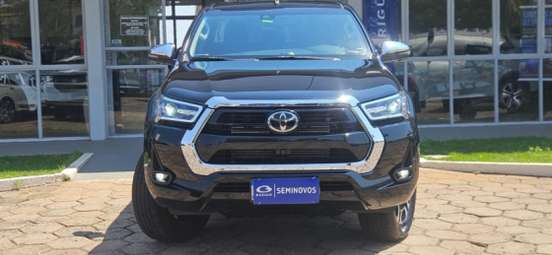 TOYOTA-HILUX-2025