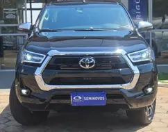 TOYOTA HILUX 2.8 D-4D TURBO DIESEL CD SRX 4X4 AUTOMÁTICO TOYOTA HILUX 2.8 D-4D TURBO DIESEL CD SRX 4X4 AUTOMÁTICO