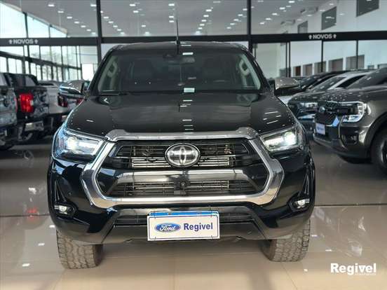 TOYOTA-HILUX-2.8 D-4D TURBO DIESEL CD SRX LIMITED 4X4 AUTOMÁTICO TOYOTA-HILUX-2022
