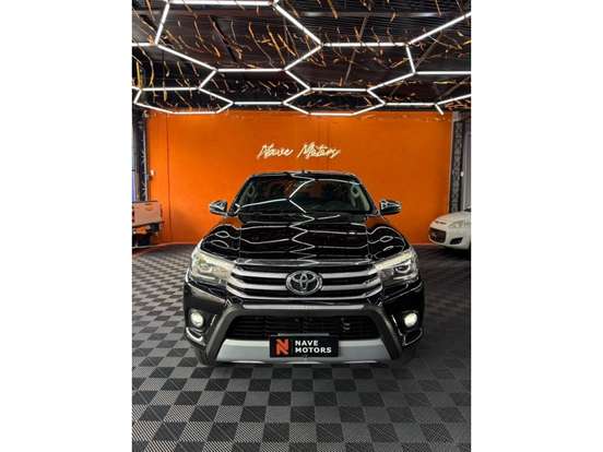 TOYOTA-HILUX-2.8 SRX 4X4 CD 16V DIESEL 4P AUTOMÁTICO TOYOTA-HILUX-2018