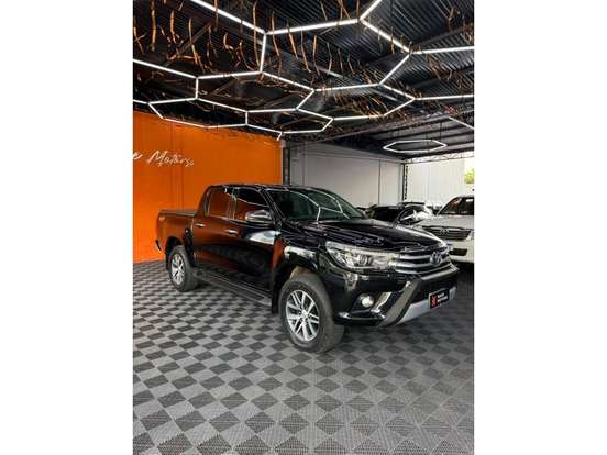 TOYOTA-HILUX-2.8 SRX 4X4 CD 16V DIESEL 4P AUTOMÁTICO TOYOTA-HILUX-2018