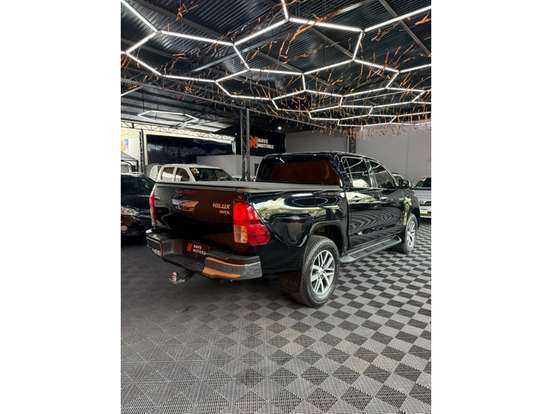 TOYOTA-HILUX-2.8 SRX 4X4 CD 16V DIESEL 4P AUTOMÁTICO TOYOTA-HILUX-2018
