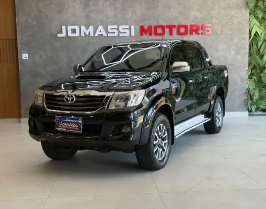 TOYOTA-HILUX-2012
