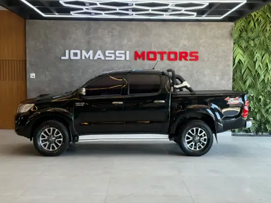 TOYOTA-HILUX-3.0 SRV 4X4 CD 16V TURBO INTERCOOLER DIESEL 4P AUTOMÁTICO TOYOTA-HILUX-2012