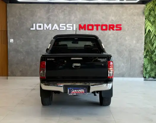 TOYOTA-HILUX-2012
