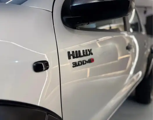 TOYOTA-HILUX-2014