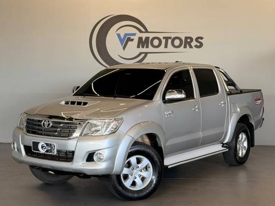 TOYOTA HILUX 3.0 SRV 4X4 CD 16V TURBO INTERCOOLER DIESEL 4P AUTOMÁTICO