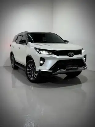 TOYOTA-HILUX SW4-2022