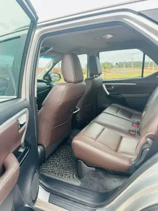 TOYOTA-HILUX SW4-2020