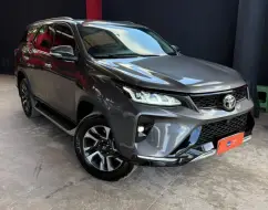 TOYOTA HILUX SW4 2.8 SRX 4X4 16V TURBO INTERCOOLER DIESEL 4P AUTOMÁTICO TOYOTA HILUX SW4 2.8 SRX 4X4 16V TURBO INTERCOOLER DIESEL 4P AUTOMÁTICO