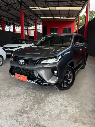 TOYOTA-HILUX SW4-2017