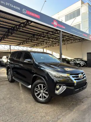 TOYOTA-HILUX SW4-2016
