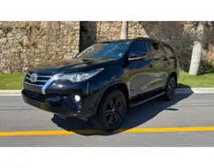 TOYOTA HILUX SW4 2.7 SRV 7 LUGARES 4X2 16V FLEX 4P AUTOMÁTICO TOYOTA HILUX SW4 2.7 SRV 7 LUGARES 4X2 16V FLEX 4P AUTOMÁTICO