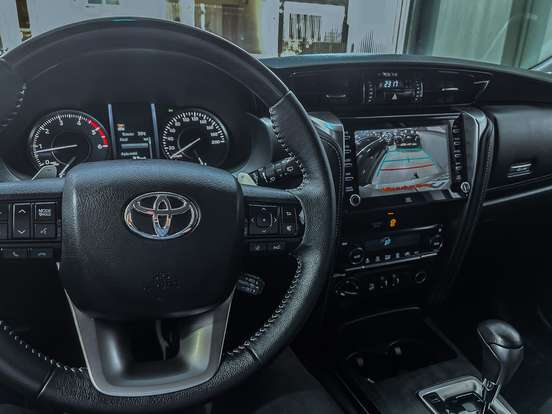 TOYOTA-HILUX SW4-2021