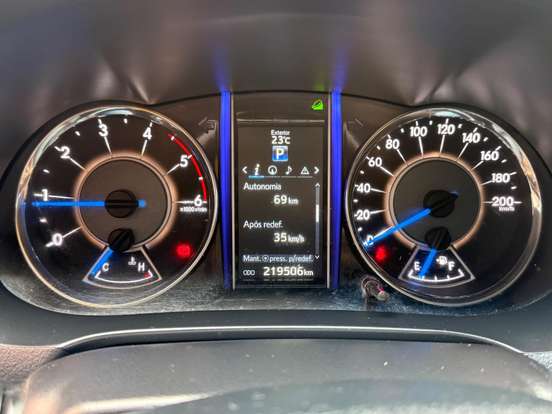 TOYOTA-HILUX SW4-2.8 SRX 4X4 16V TURBO INTERCOOLER DIESEL 4P AUTOMÁTICO TOYOTA-HILUX SW4-2016