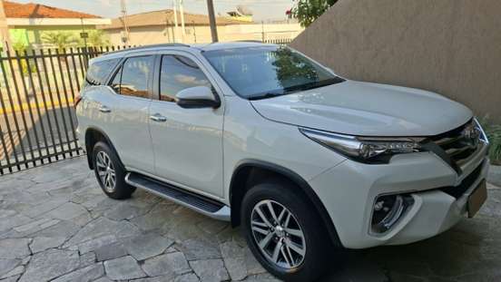 TOYOTA-HILUX SW4-2019