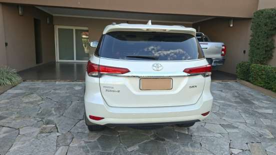 TOYOTA-HILUX SW4-2019