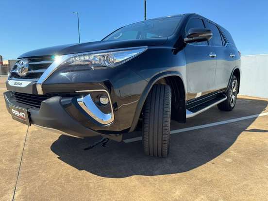TOYOTA-HILUX SW4-2019
