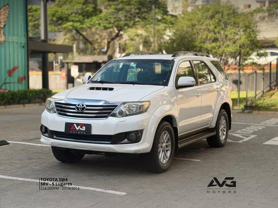 TOYOTA HILUX SW4 3.0 SRV 4X4 16V TURBO INTERCOOLER DIESEL 4P AUTOMÁTICO
