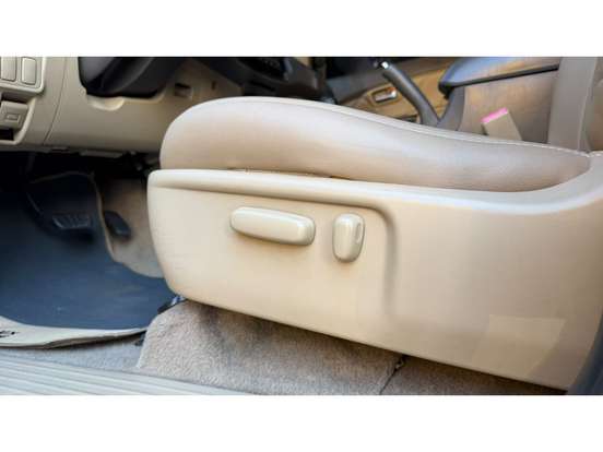 TOYOTA-HILUX SW4-2013