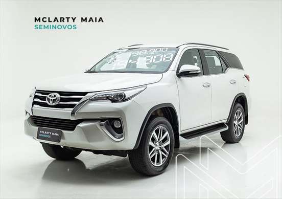 TOYOTA-HILUX SW4-2016