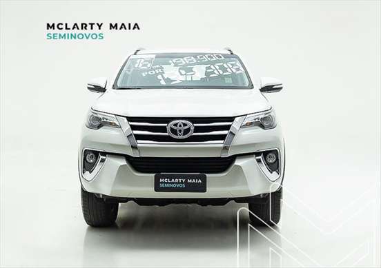 TOYOTA-HILUX SW4-2016